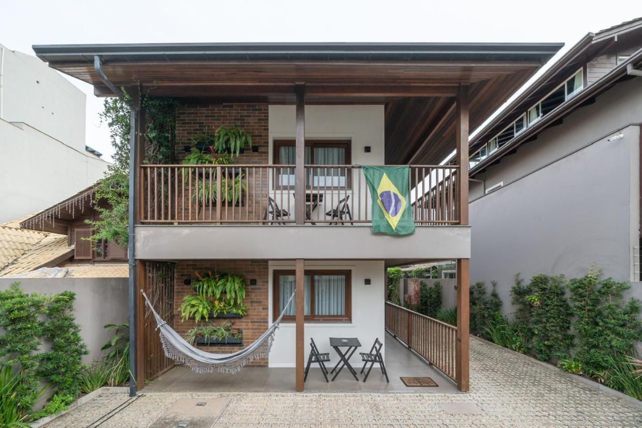 Banzai Brava Suites Itajaí Extérieur photo