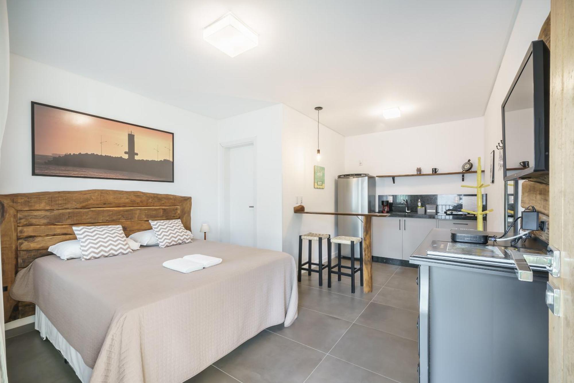 Banzai Brava Suites Itajaí Extérieur photo