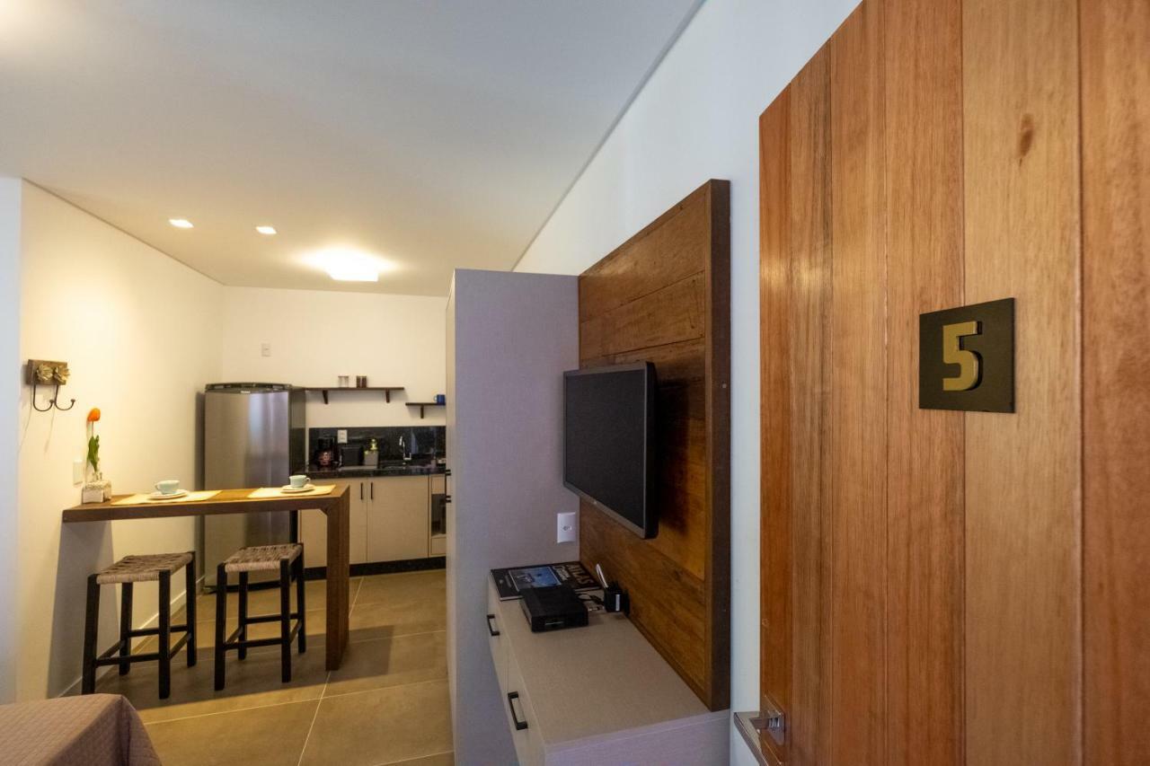 Banzai Brava Suites Itajaí Extérieur photo
